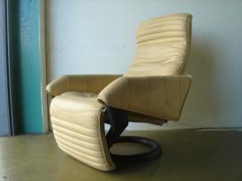 LEATHER RELAX CHAIR