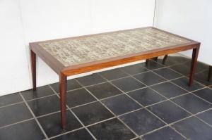 TILE TABLE ROSEWOOD