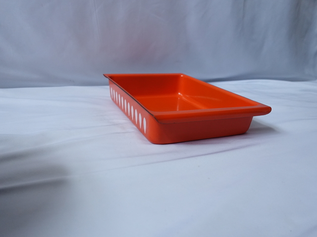 ENAMEL OVEN TRAY