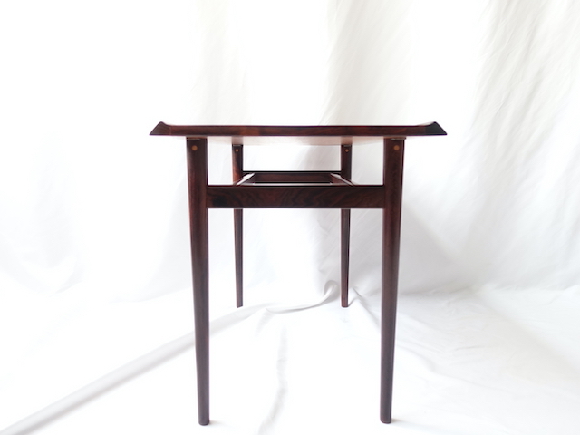 ROSE SMALL TABLE