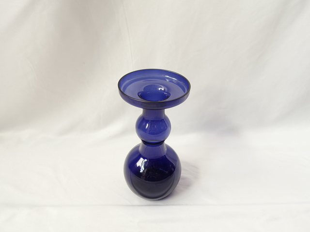 VIOLET VASE 1483