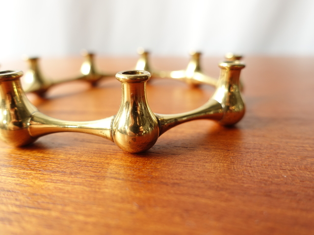 GOLD TONE CANDLE HOLDER