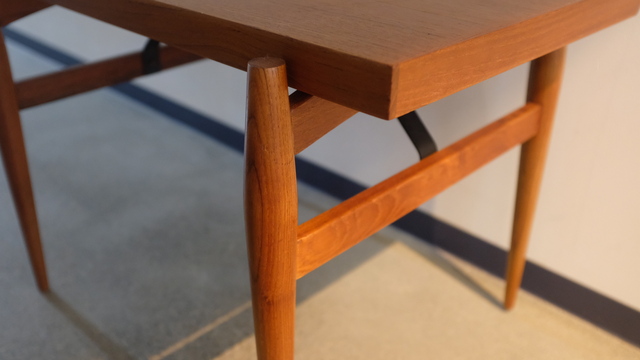 TEAK SMALL TABLE
