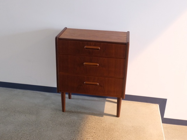 TEAK 3DRAWERS CHEST