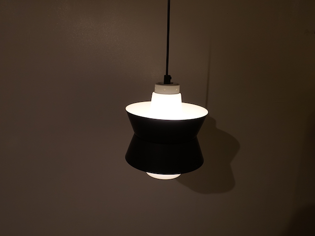 BLACK GLASS LAMP