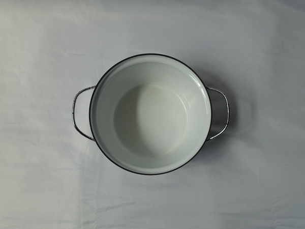 ENAMEL POT