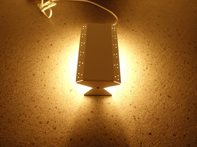 WALL LAMP WHITE