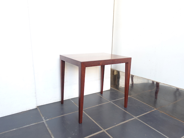 SMALL TABLE ROSEWOOD HASLEV