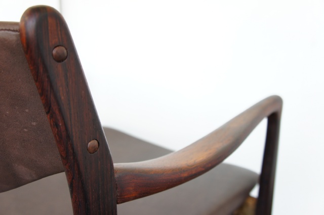 ARM CHAIR ROSEWOOD