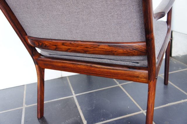 EASY CHAIR ROSEWOOD