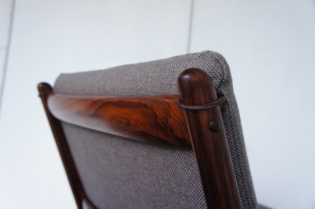 EASY CHAIR ROSEWOOD