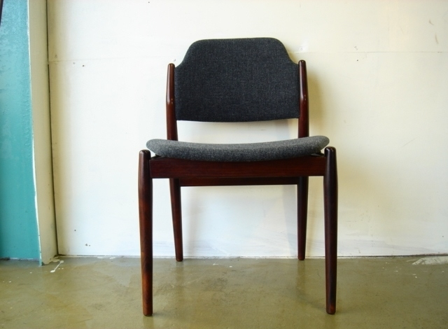 ROSEWOOD CHAIR