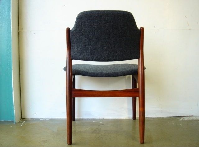 ROSEWOOD CHAIR