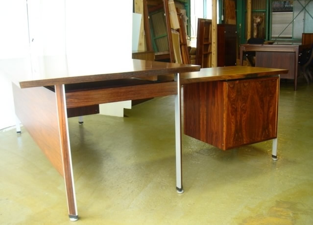 北欧 ヴィンテージ家具・雑貨のお店 京都B-GeneRATEd / DIPLOMAT DESK