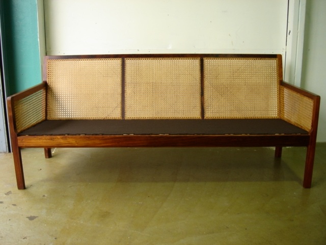 ROSEWOOD 3 SEATER