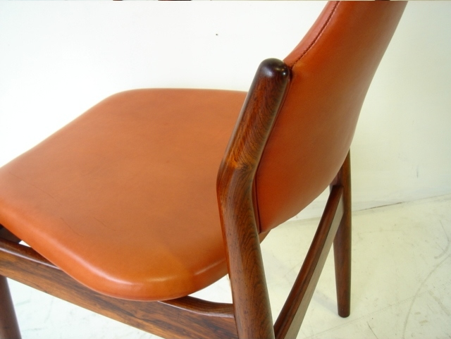 SIDE CHAIR ROSEWOOD
